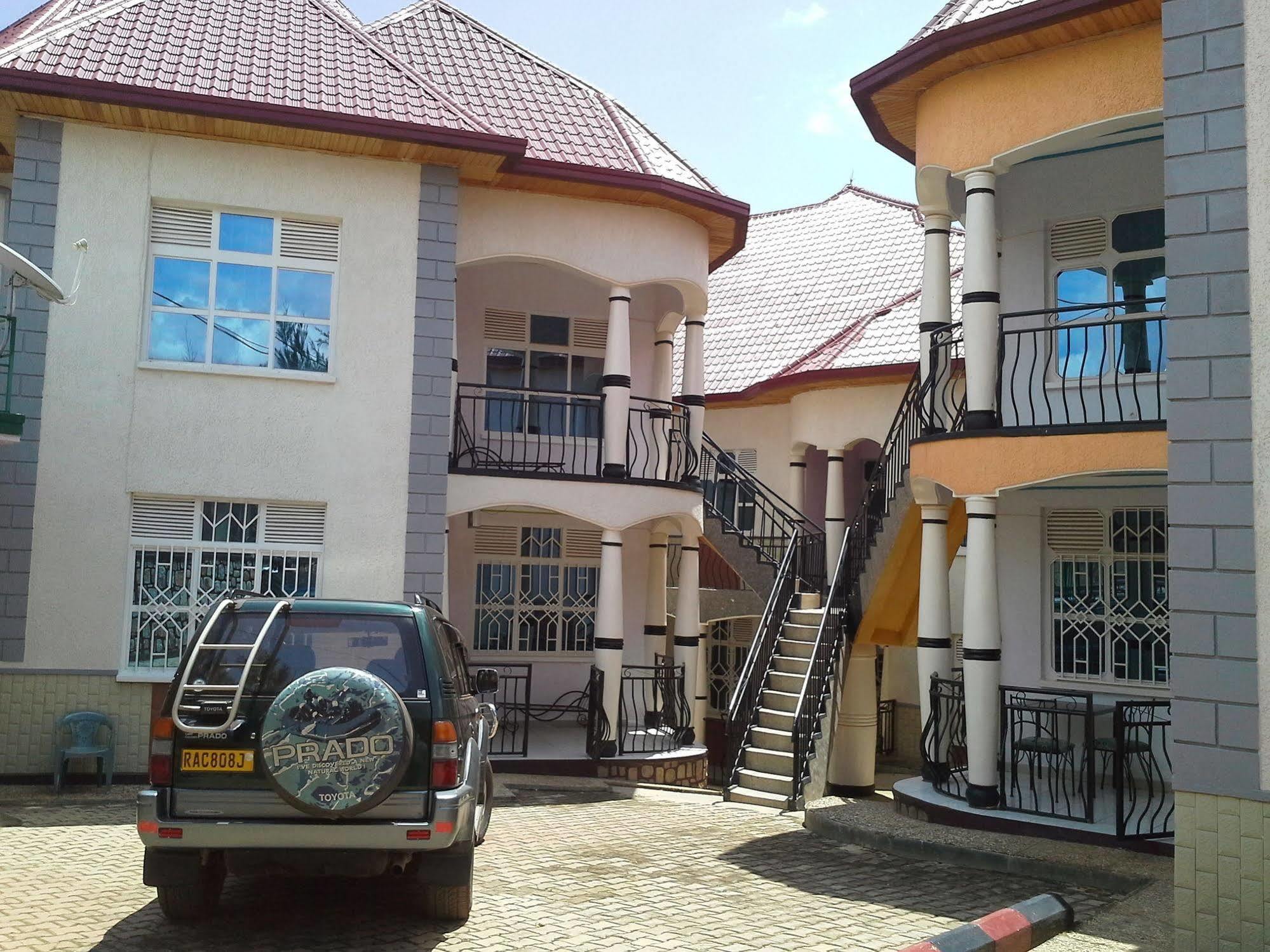 Radius Guest Flats Panzió Kigali Kültér fotó